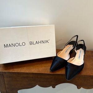 Black satin Manolo Blahnik